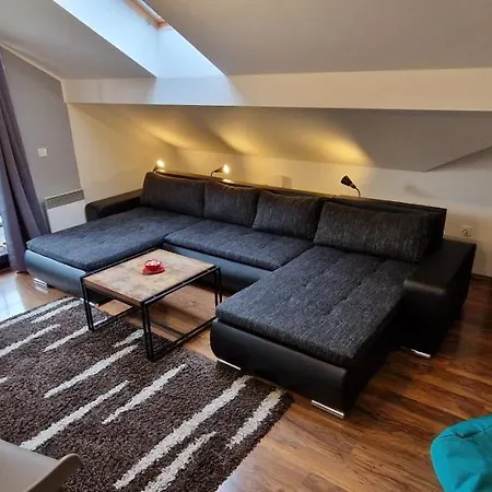 Deluxe Barbora Hrabovo * روجومبيروك